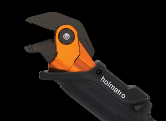 https://rescue.esiequipment.com/wp-content/uploads/sites/2/2022/06/Holmatro-Mini-Cutter-CCU10-Product-Gallery-2.png.webp